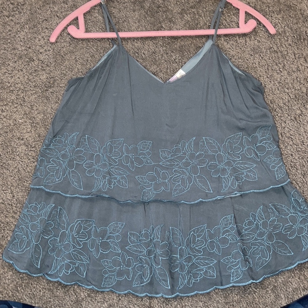 Francesca’s Floral Tank- XS- NWOT